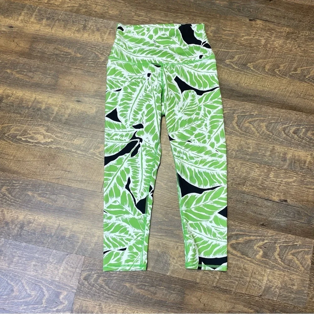ALO Yoga Leggings Womens XS High Waist Capri Green Palm Springs Print Pants